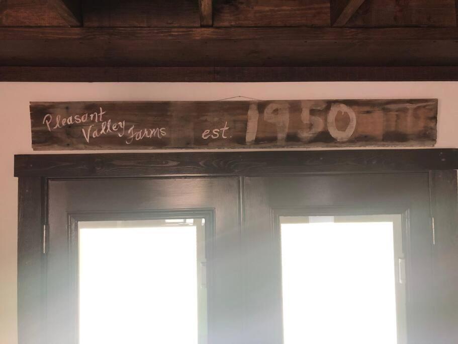 Pleasant Valley Farm Dairy Barn Writer'S Retreat โคลัมเบีย ภายนอก รูปภาพ