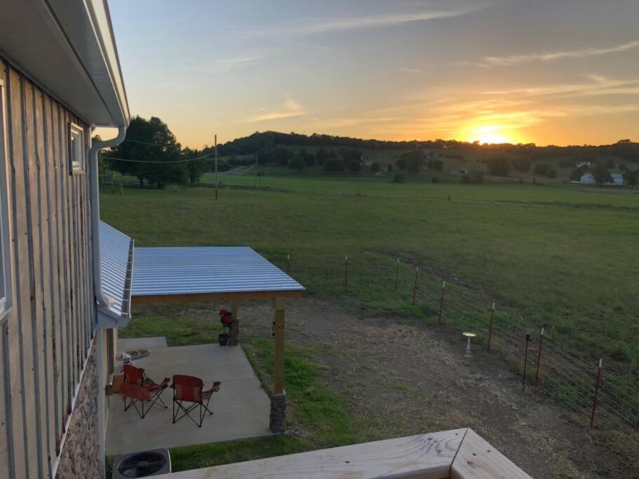 Pleasant Valley Farm Dairy Barn Writer'S Retreat โคลัมเบีย ภายนอก รูปภาพ